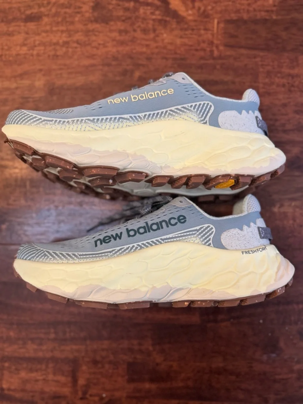 New Balance Fresh Foam X More Trail V3 running shoes in salt marsh/limelight - Picture 6 of 9